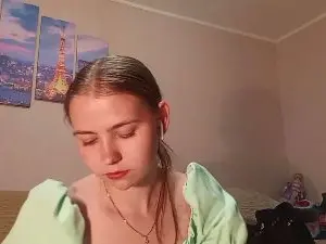 Cam4 Free Live Porn of LinneaAndrae