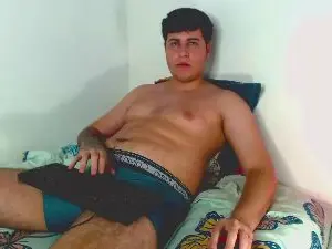 Cam4 Free Porn Cam of bruce_max
