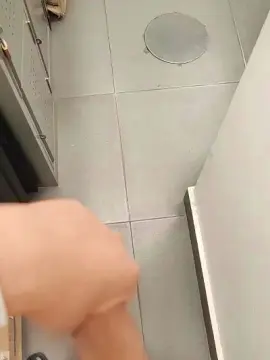 Cam4 Free Live Porn of Leo24vrcm