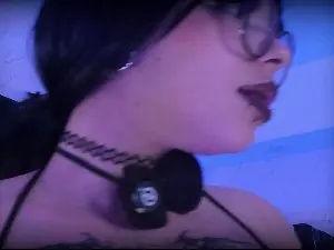 Cam4 Private Sex Chat of Nyveth