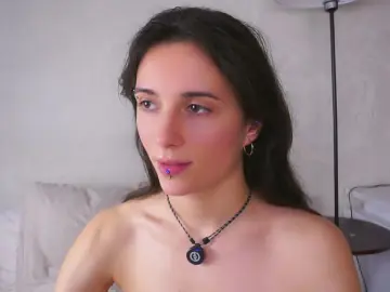 Cam4 Live Sex Cam of DollyCavell