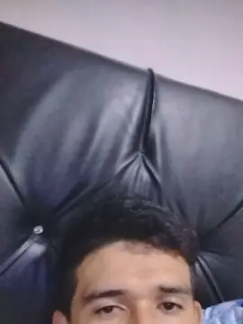 Cam4 Free Live Porn of moronfreddy30