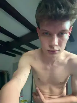 Cam4 Watch Live Sex Cams of wantedboy5
