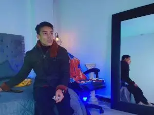 Cam4 Best live sex cam show of Tommy_West_