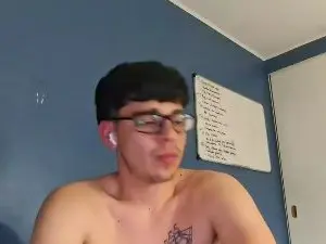 Cam4 Live Sex of lokitoo20