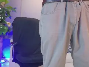 Cam4 Private Sex Chat of Axel_saenzz
