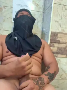Cam4 Live Sex of carlosc38