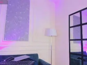 Cam4 Private Sex Chat of Adrian_Volt_