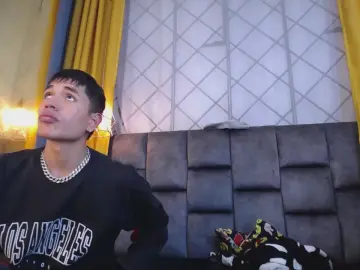 Cam4 Live Sex Cam of Maik_Russo