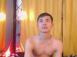 Cam4 Adult Webcam of Maik_Russo