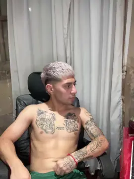 Cam4 Free Live Porn of demoniioojoaqu3