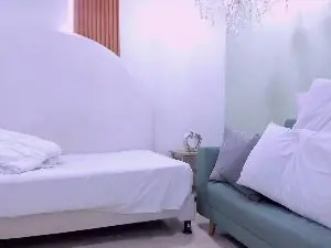 Cam4 Live Sex Cam of KyrozStorm