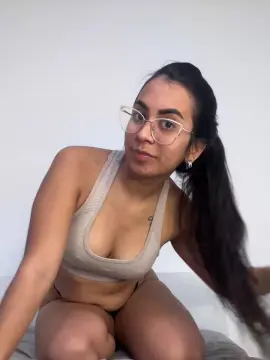Cam4 Live Sex Cam of Latinaht222