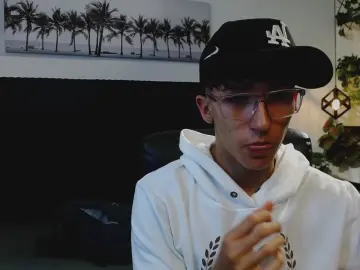 Cam4 Free Porn Cam of jeremy_job