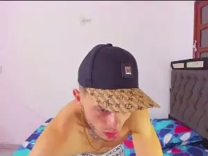 Cam4 Adult Webcam of Zeus_Eddy
