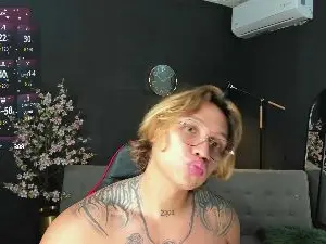 Cam4 Live Porn of fernando_fit