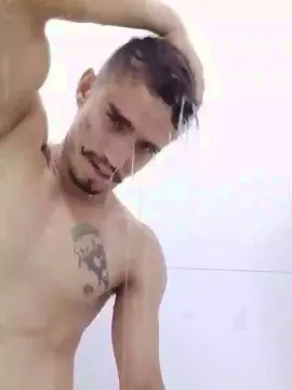 Cam4 Nude Webcam of victor62Go