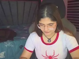 Cam4 Live Sex of AliceP0