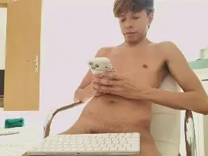 Cam4 Live Porn of troyeros