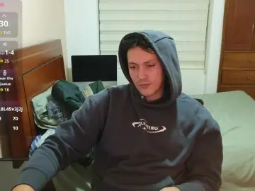 Cam4 Live Porn of Serguioguecha33