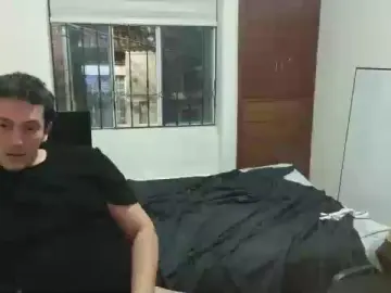 Cam4 Nude Webcam of Serguioguecha33