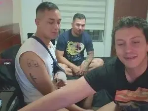 Cam4 Sex Cam of Serguioguecha33