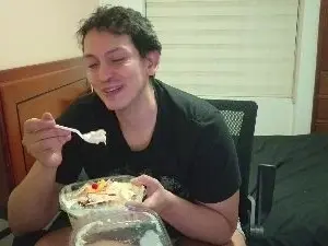 Cam4 Live Porn of Serguioguecha33