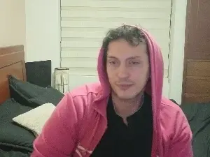 Cam4 Live Sex of Serguioguecha33