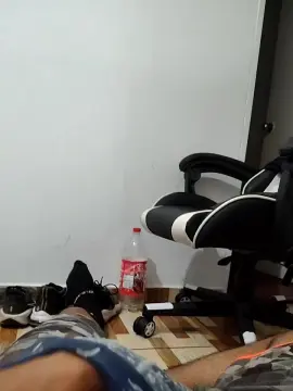 Cam4 Free Live Porn of Luchomeltrucho