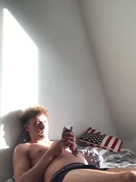 Cam4 Live Sex Cam of youngplayboymm