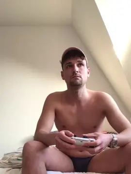 Cam4 Watch Live Sex Cams of youngplayboymm