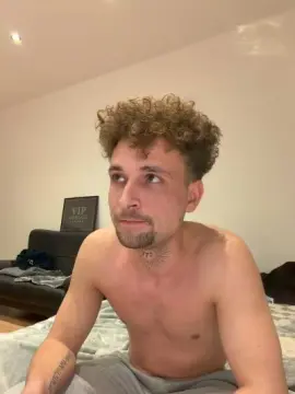 Cam4 Private Sex Chat of youngplayboymm