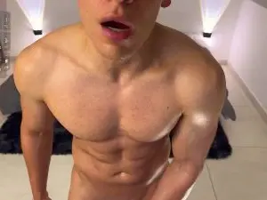 Cam4 Free Live Porn of Maxxi_Lancaster