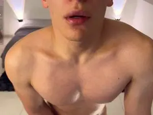Cam4 Live Sex Cam of Maxxi_Lancaster