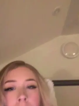 Cam4 Sex Cam of Rubybaby95