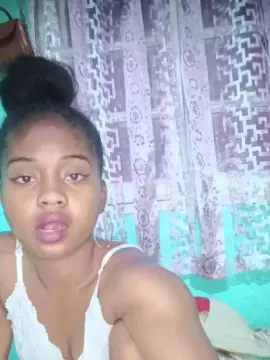 Cam4 Sex Cam of charlne_fun