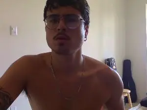 Cam4 Live Sex Cam of 19aTorneado