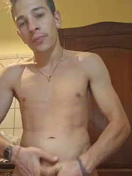 Cam4 Free Porn Cam of CezarCc