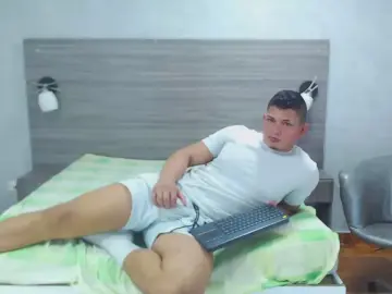 Cam4 Adult Video Chat of Loony_Zion