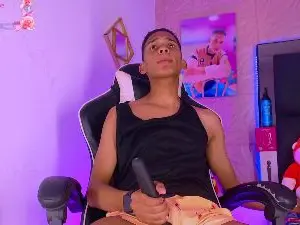 Cam4 Nude Webcam of Dilan_Amadeus