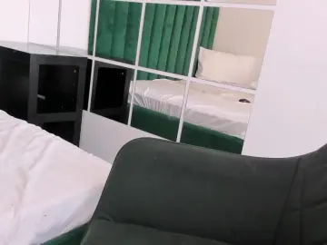 Cam4 Live Porn of seliselin