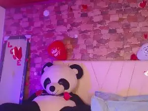 Cam4 Nude Webcam of JulzStars