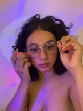 Cam4 Live Sex Cam of Hot_crisps1