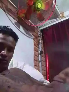 Cam4 Live Sex Cam of KEVINCRIA