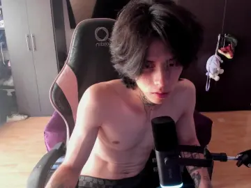 Cam4 Live Porn of XIce_Boy