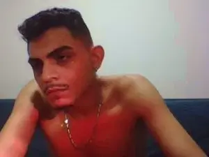 Cam4 Free Live Porn of viego_santiago