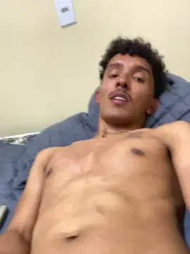 Cam4 Live Sex Cam of MavyFelipe