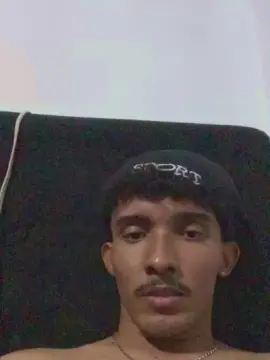 Cam4 Watch Live Sex Cams of MavyFelipe