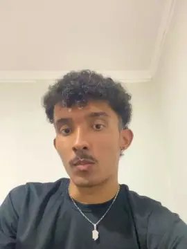 Cam4 Live Sex Cam of MavyFelipe