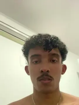 Cam4 Free Porn Cam of MavyFelipe